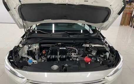 Honda Vezel, 2022 год, 2 150 000 рублей, 8 фотография