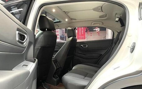 Honda Vezel, 2022 год, 2 150 000 рублей, 11 фотография