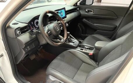 Honda Vezel, 2022 год, 2 150 000 рублей, 10 фотография