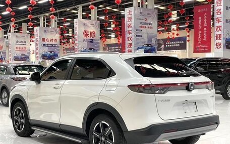 Honda Vezel, 2022 год, 2 150 000 рублей, 4 фотография