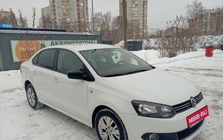 Volkswagen Polo VI (EU Market), 2014 год, 675 000 рублей, 3 фотография