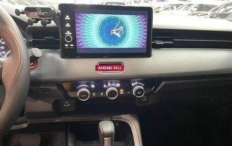 Honda Vezel, 2022 год, 2 150 000 рублей, 15 фотография