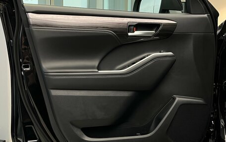 Toyota Highlander, 2025 год, 6 499 000 рублей, 17 фотография