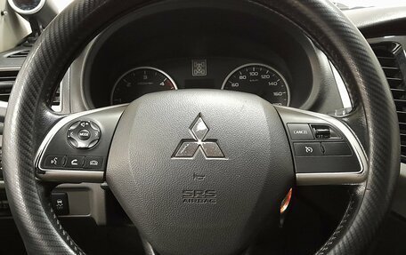 Mitsubishi L200 IV рестайлинг, 2015 год, 1 750 000 рублей, 15 фотография