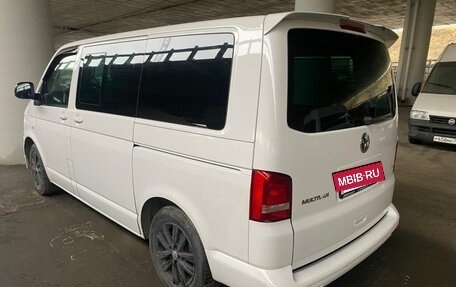 Volkswagen Multivan T5, 2013 год, 2 000 000 рублей, 5 фотография