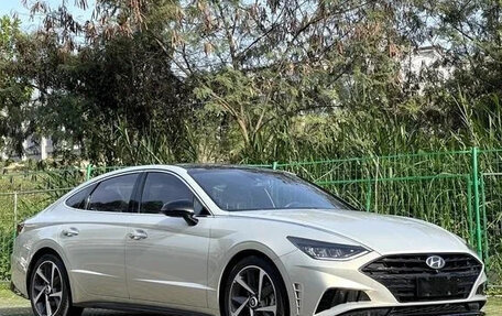 Hyundai Sonata VIII, 2022 год, 1 840 000 рублей, 3 фотография