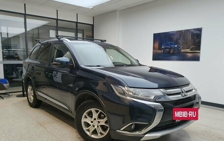 Mitsubishi Outlander III рестайлинг 3, 2016 год, 1 650 000 рублей, 4 фотография
