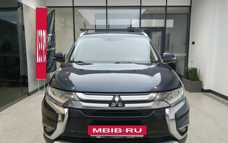 Mitsubishi Outlander III рестайлинг 3, 2016 год, 1 650 000 рублей, 3 фотография