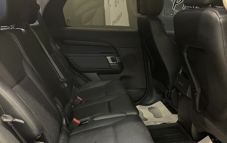 Land Rover Discovery IV, 2017 год, 3 800 000 рублей, 10 фотография