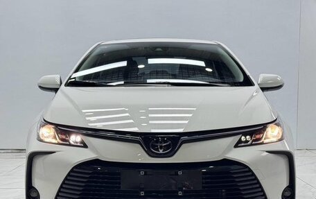 Toyota Corolla, 2022 год, 1 940 000 рублей, 2 фотография