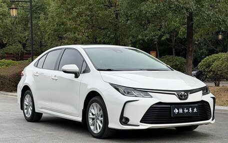 Toyota Corolla, 2022 год, 1 250 000 рублей, 3 фотография