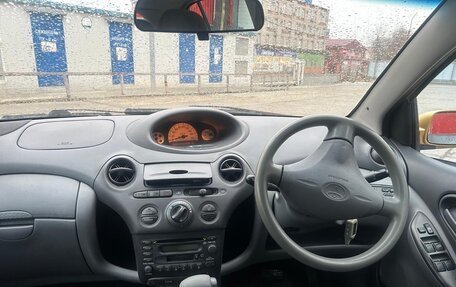 Toyota Vitz, 2000 год, 315 000 рублей, 10 фотография