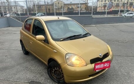 Toyota Vitz, 2000 год, 315 000 рублей, 4 фотография