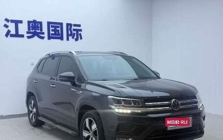 Volkswagen Tharu, 2022 год, 1 728 000 рублей, 2 фотография