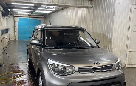 KIA Soul II рестайлинг, 2018 год, 1 750 000 рублей, 3 фотография