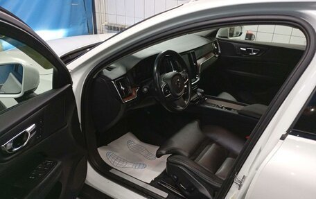 Volvo V60 Cross Country II, 2020 год, 3 500 730 рублей, 8 фотография