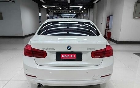 BMW 3 серия, 2017 год, 1 620 000 рублей, 4 фотография