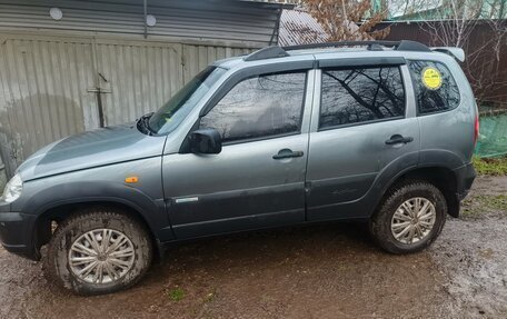 Chevrolet Niva I рестайлинг, 2011 год, 380 000 рублей, 2 фотография