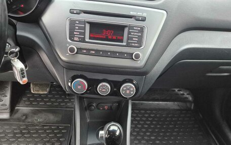 KIA Rio III рестайлинг, 2016 год, 975 000 рублей, 12 фотография