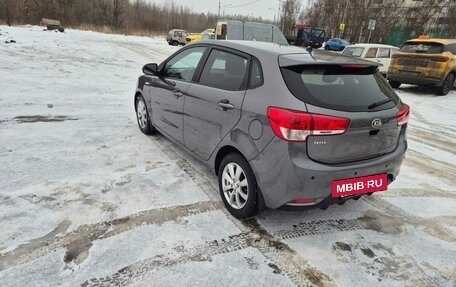 KIA Rio III рестайлинг, 2016 год, 975 000 рублей, 8 фотография