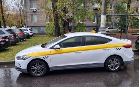 Hyundai Elantra VI рестайлинг, 2018 год, 950 000 рублей, 2 фотография