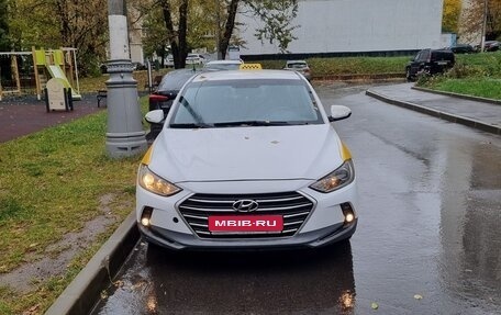 Hyundai Elantra VI рестайлинг, 2018 год, 950 000 рублей, 1 фотография