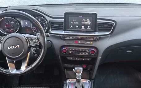 KIA cee'd III, 2018 год, 1 360 000 рублей, 5 фотография