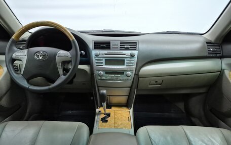 Toyota Camry, 2006 год, 860 000 рублей, 10 фотография