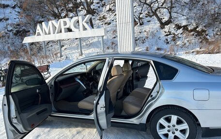 Nissan Teana, 2004 год, 700 000 рублей, 7 фотография