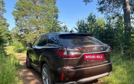 Lexus RX IV рестайлинг, 2017 год, 3 890 000 рублей, 3 фотография