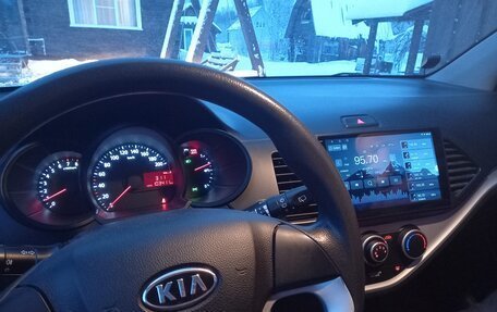 KIA Picanto II, 2012 год, 600 000 рублей, 10 фотография