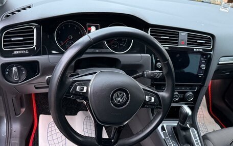 Volkswagen Golf VIII, 2019 год, 2 070 000 рублей, 11 фотография