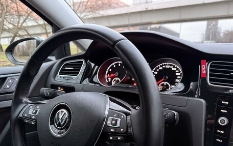 Volkswagen Golf VIII, 2019 год, 2 070 000 рублей, 14 фотография