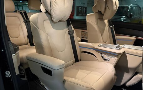 Mercedes-Benz V-Класс, 2025 год, 14 620 000 рублей, 24 фотография