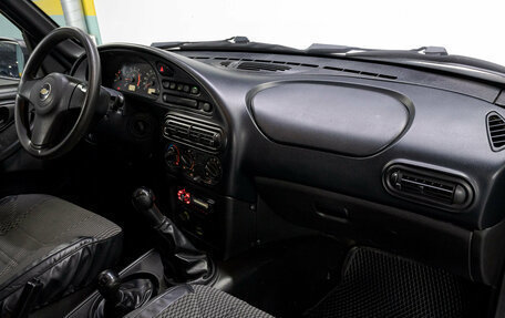 Chevrolet Niva I рестайлинг, 2012 год, 500 000 рублей, 15 фотография