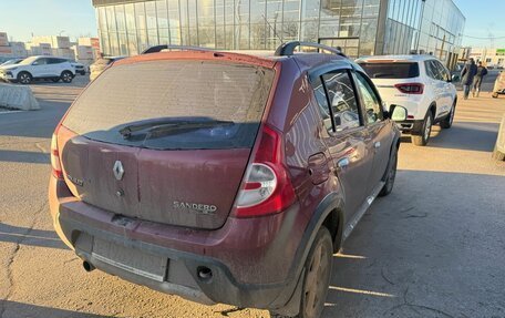 Renault Sandero I, 2013 год, 699 000 рублей, 2 фотография