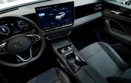 Volkswagen Tiguan, 2025 год, 5 950 000 рублей, 19 фотография