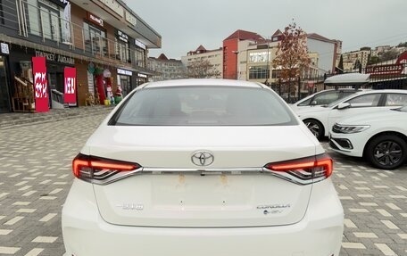 Toyota Corolla, 2025 год, 3 300 000 рублей, 5 фотография