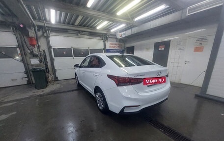 Hyundai Solaris II рестайлинг, 2017 год, 1 600 000 рублей, 6 фотография