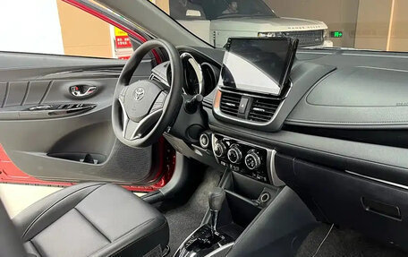 Toyota Yaris XP150 рестайлинг, 2021 год, 1 100 001 рублей, 7 фотография