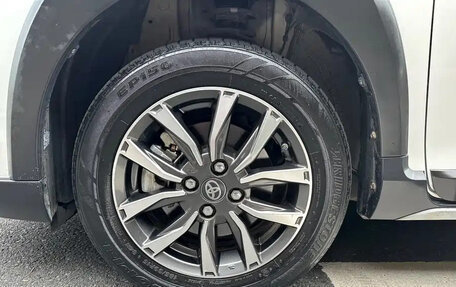 Toyota Yaris XP150 рестайлинг, 2021 год, 1 150 001 рублей, 10 фотография