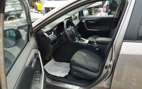 Toyota RAV4, 2024 год, 4 065 000 рублей, 8 фотография