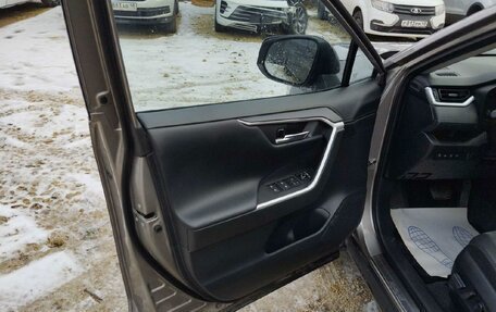 Toyota RAV4, 2024 год, 4 065 000 рублей, 9 фотография