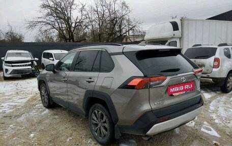 Toyota RAV4, 2024 год, 4 065 000 рублей, 4 фотография