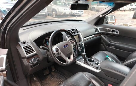 Ford Explorer VI, 2011 год, 1 250 000 рублей, 3 фотография
