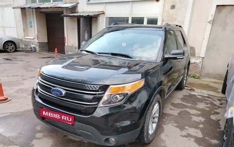 Ford Explorer VI, 2011 год, 1 250 000 рублей, 2 фотография