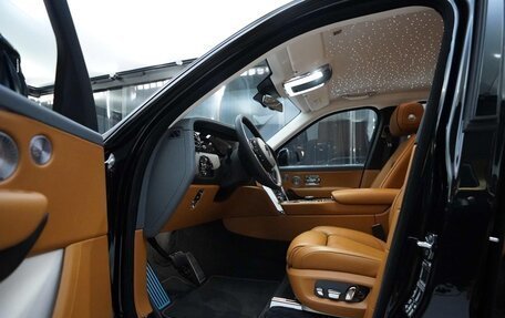 Rolls-Royce Cullinan, 2024 год, 62 990 000 рублей, 8 фотография