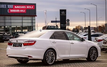 Toyota Camry, 2016 год, 1 995 000 рублей, 6 фотография