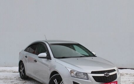 Chevrolet Cruze II, 2013 год, 679 000 рублей, 3 фотография