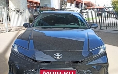 Toyota Camry, 2024 год, 4 190 000 рублей, 1 фотография